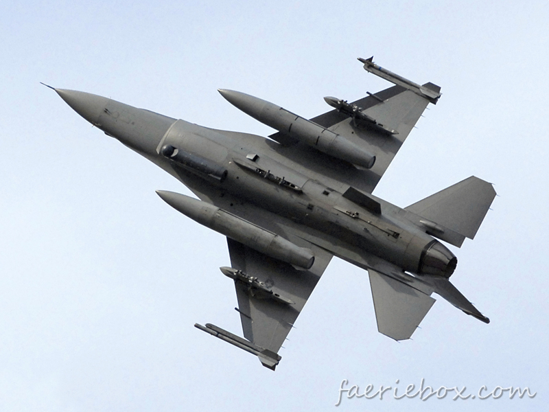 F-16