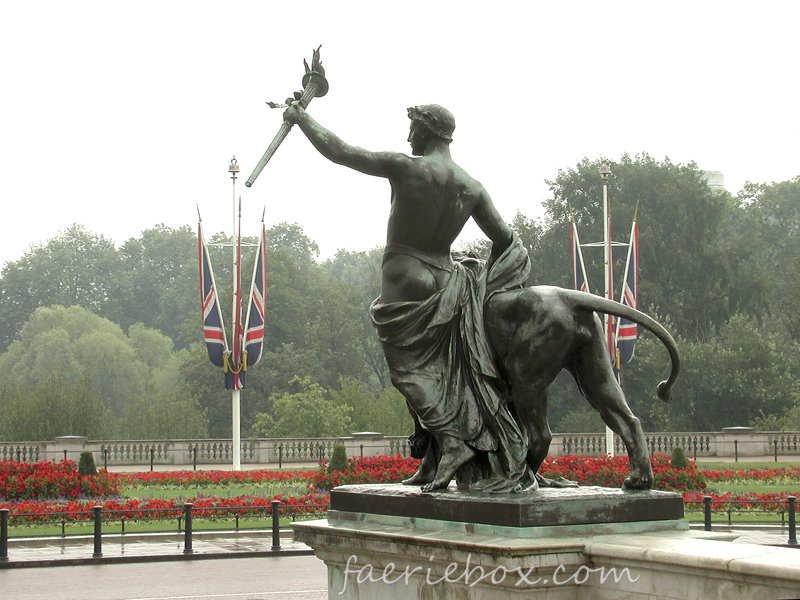 Queen Victoria's Monument