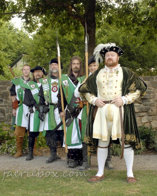 His Maj. with his guards